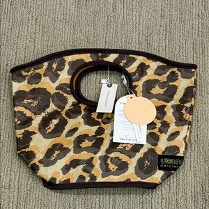 Urban Originals Wild Leopard Tote